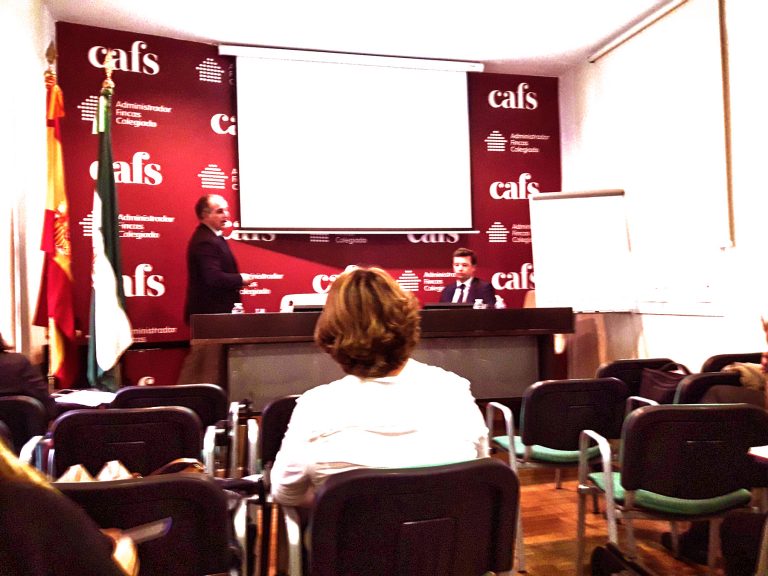 Formación autoconsumo solar fotovoltaico en CAFS